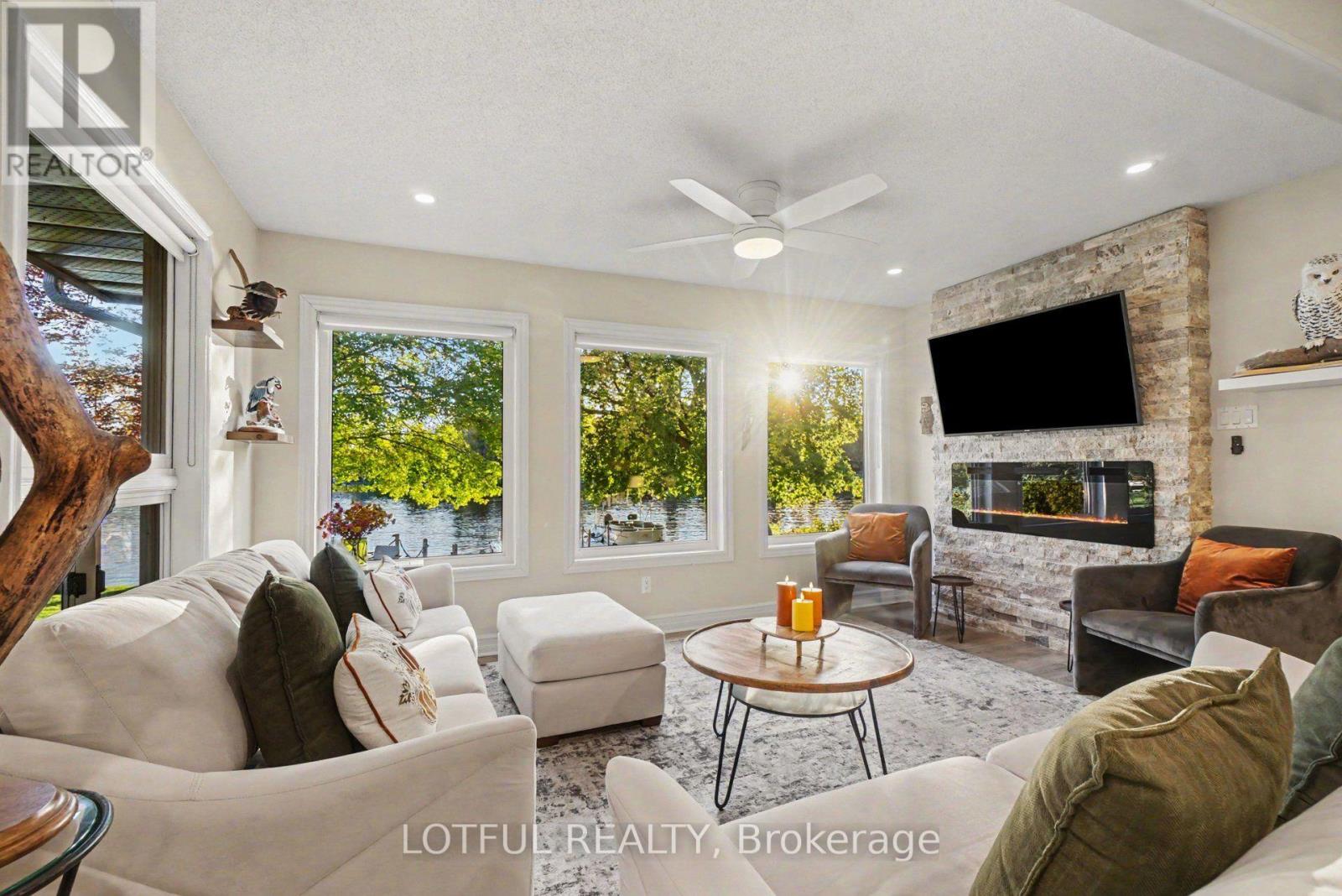 2420 Pine Avenue Property Photo 7