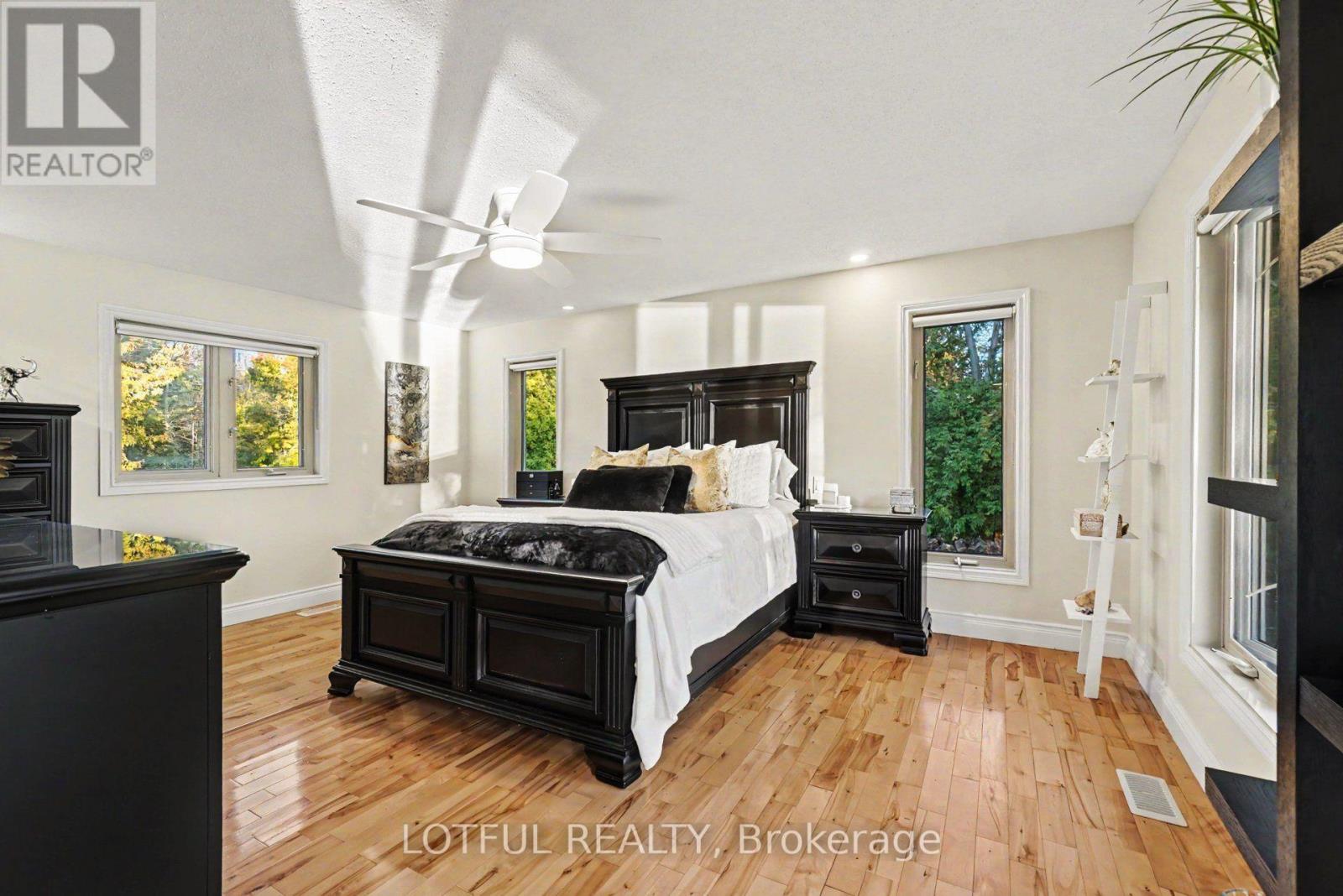 2420 Pine Avenue Property Photo 22
