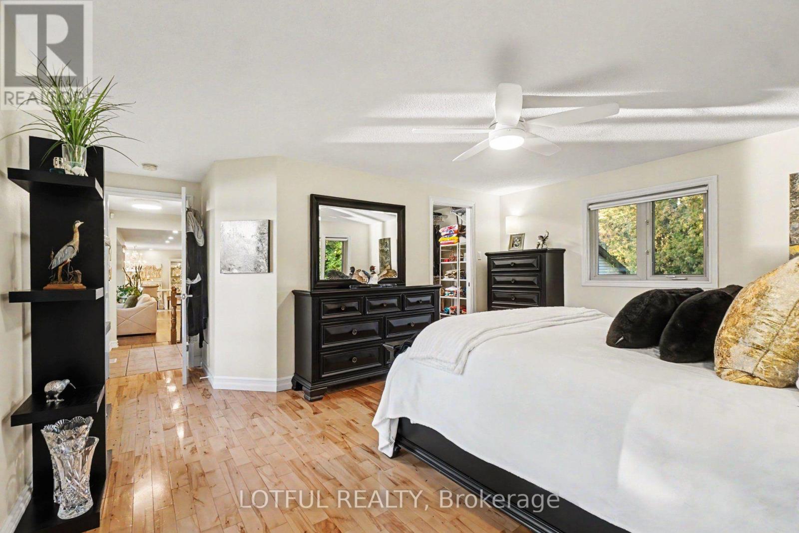 2420 Pine Avenue Property Photo 23