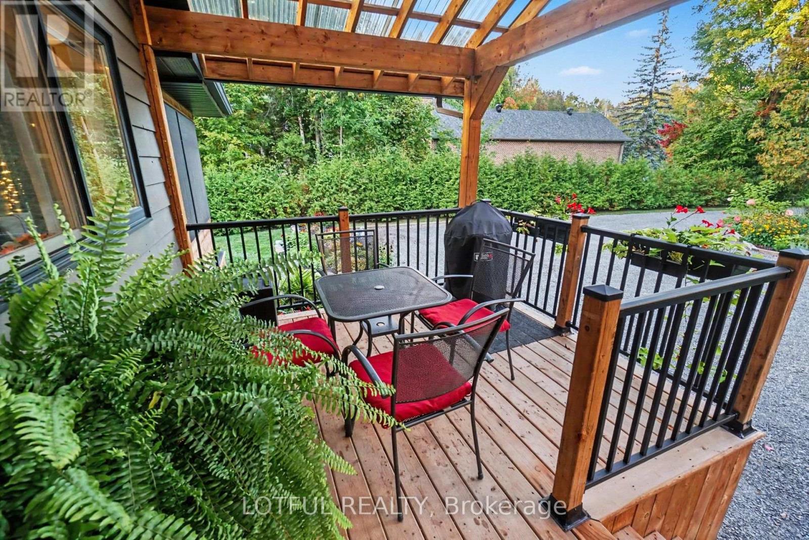 2420 Pine Avenue Property Photo 28