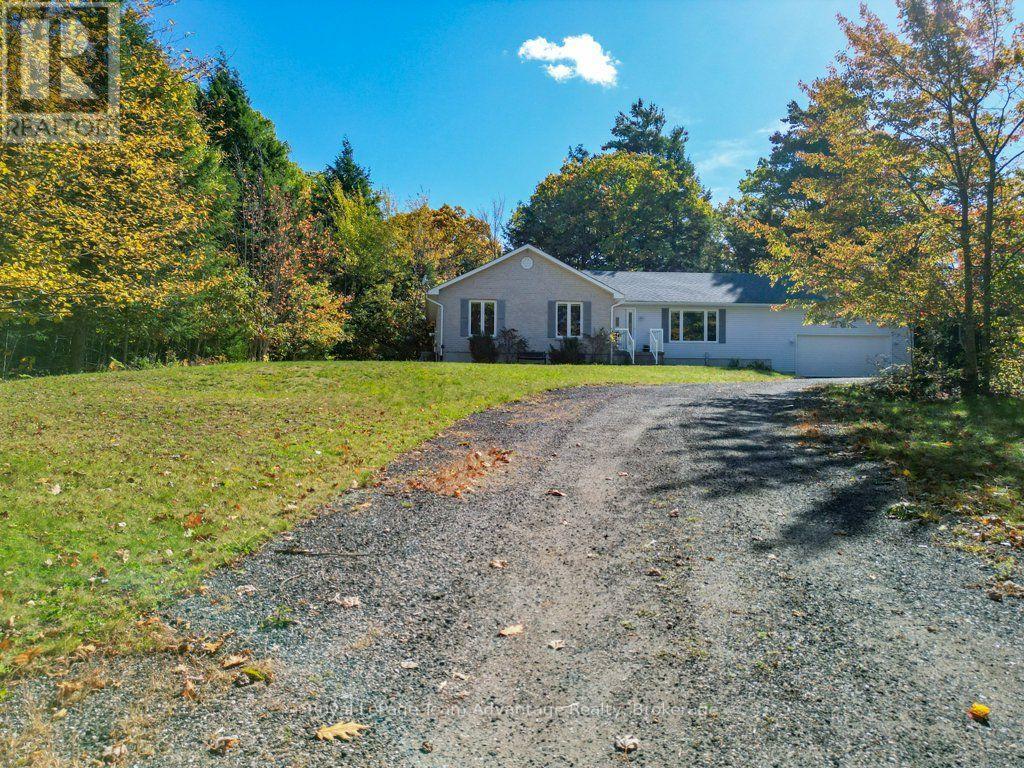 10 Oakridge Road Property Photo 6