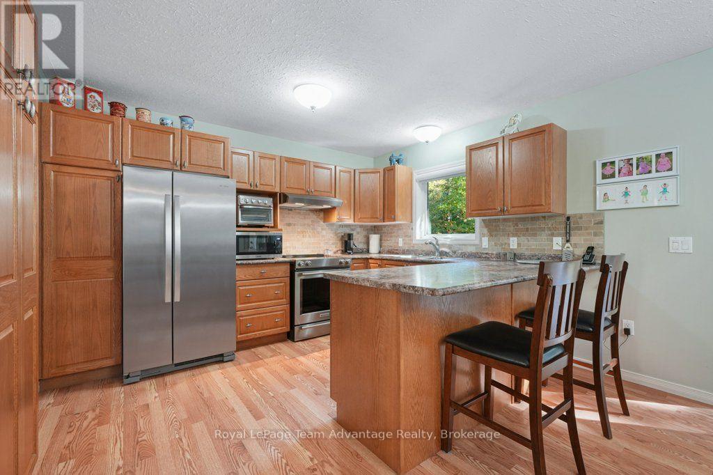 10 Oakridge Road Property Photo 13