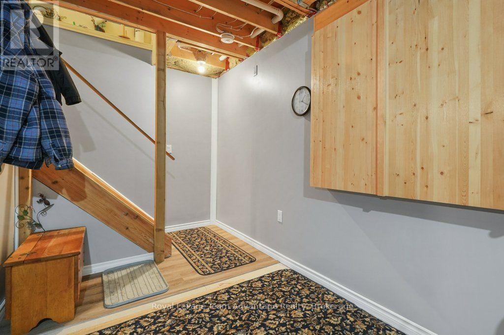 10 Oakridge Road Property Photo 27