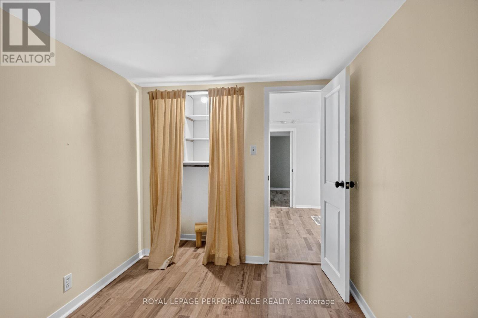 46 First Avenue Property Photo 18