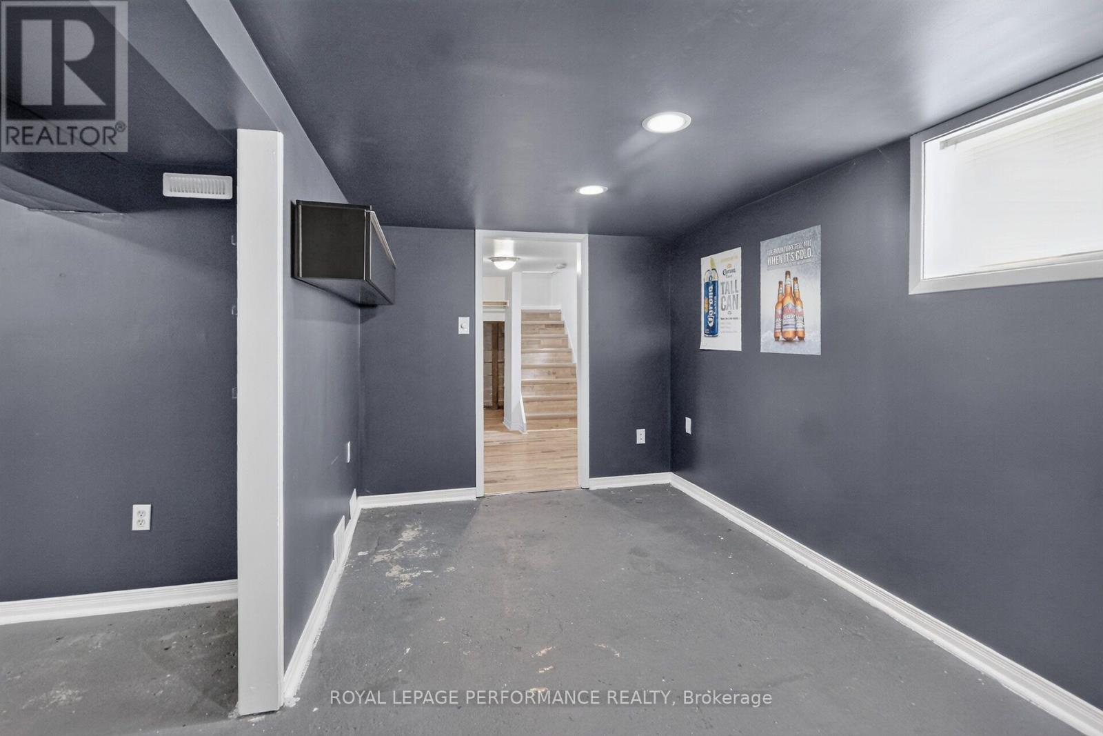 46 First Avenue Property Photo 27