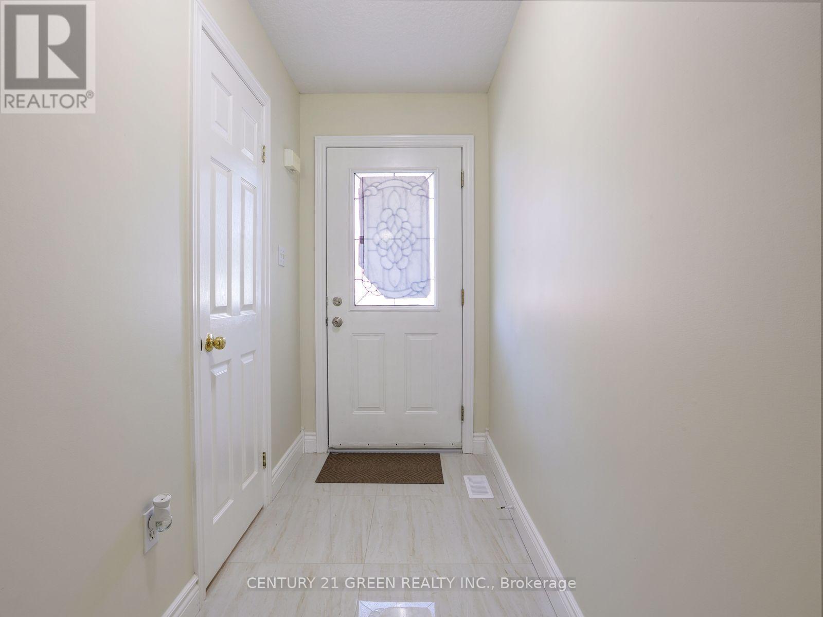 469 Activa Avenue Property Photo 3