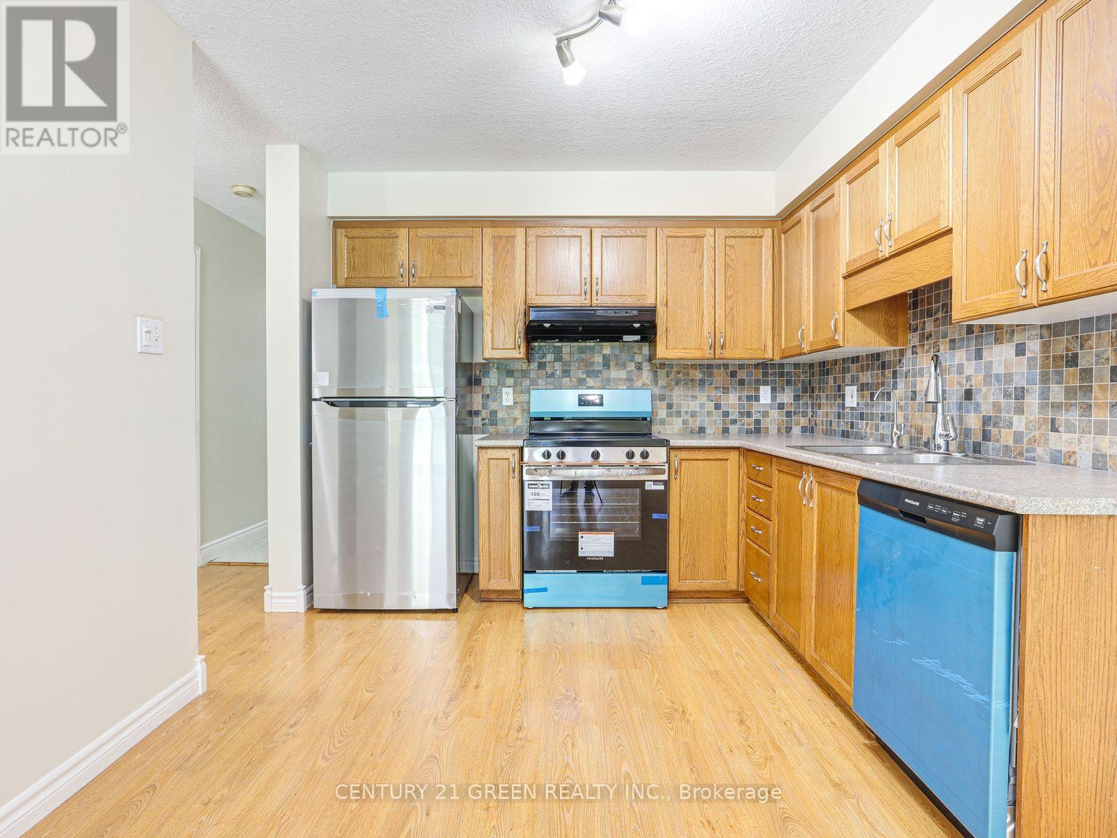 469 Activa Avenue Property Photo 9