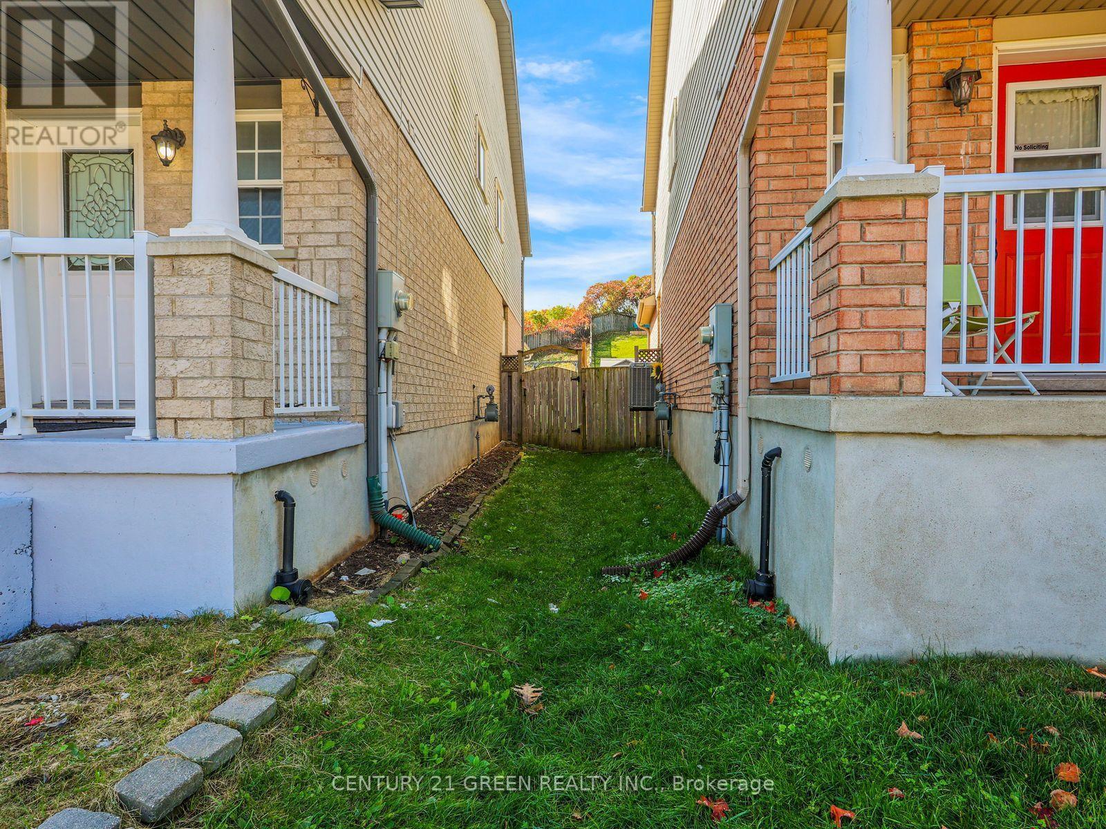 469 Activa Avenue Property Photo 44