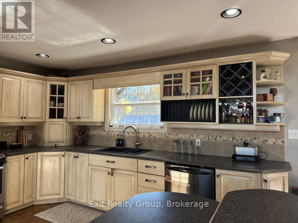 418 Wilson Road Property Photo 17