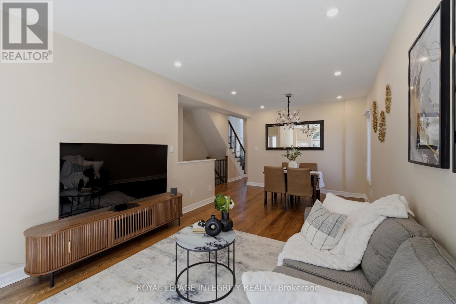 119 Woliston Crescent Property Photo 13
