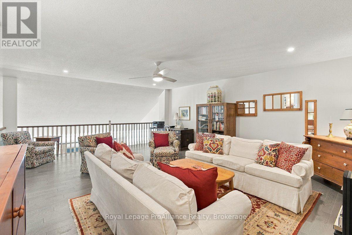19 Shortreed Lane Property Photo 24