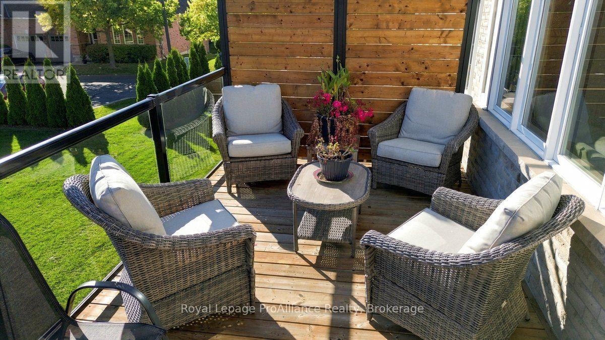 19 Shortreed Lane Property Photo 32