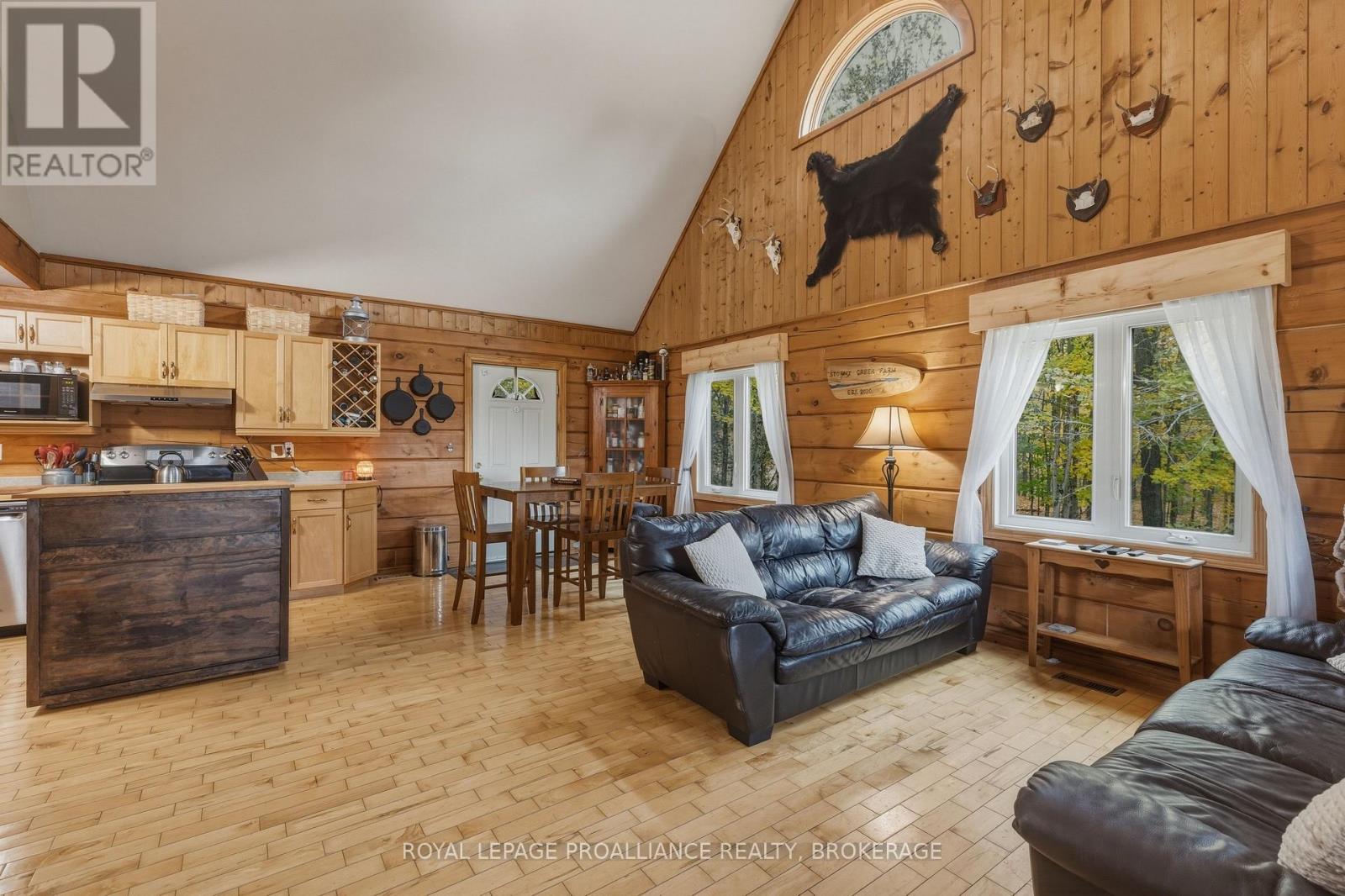 4973 Colebrook Road Property Photo 3