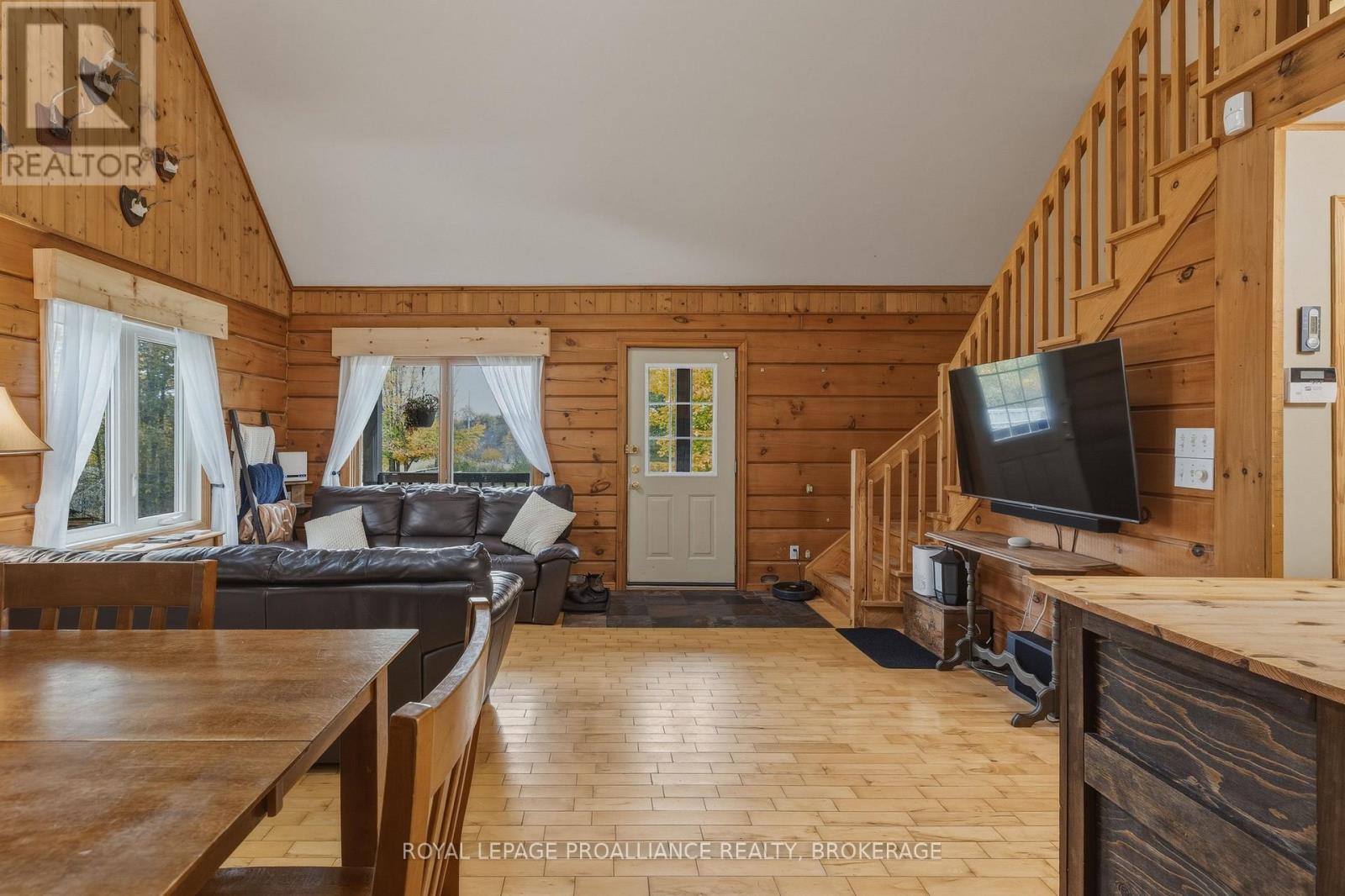 4973 Colebrook Road Property Photo 10