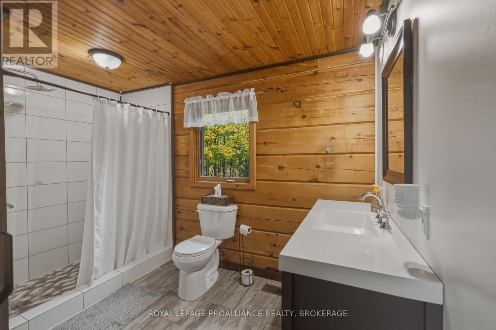 4973 Colebrook Road Property Photo 17