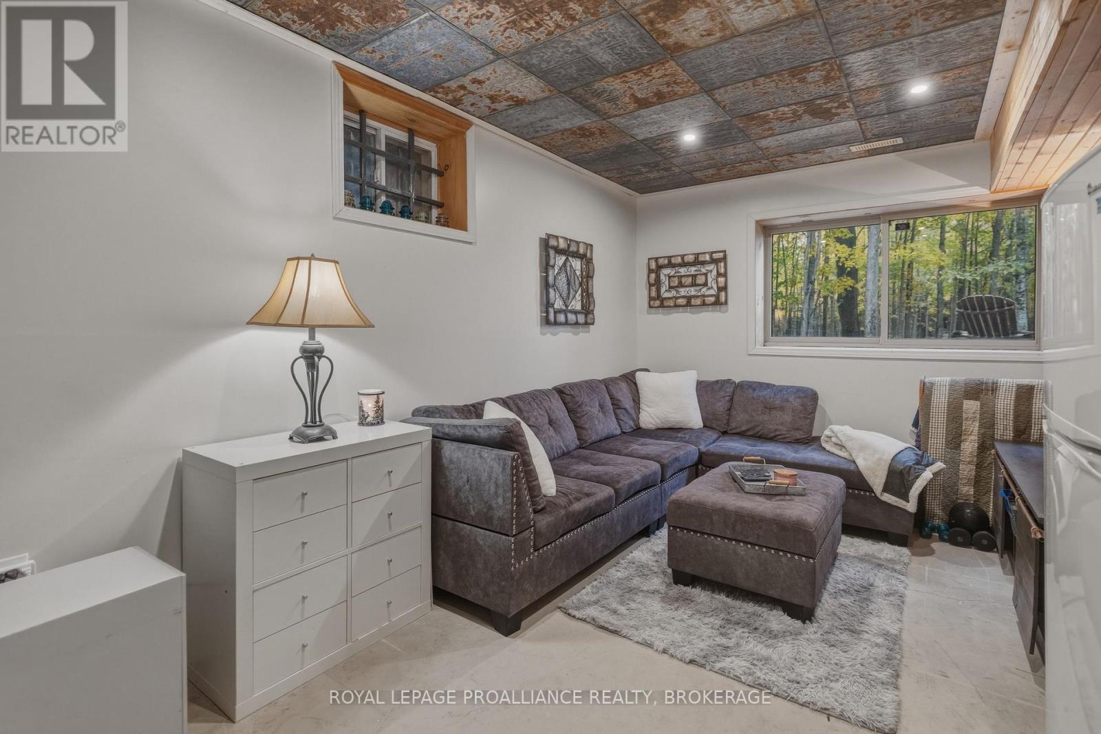 4973 Colebrook Road Property Photo 29