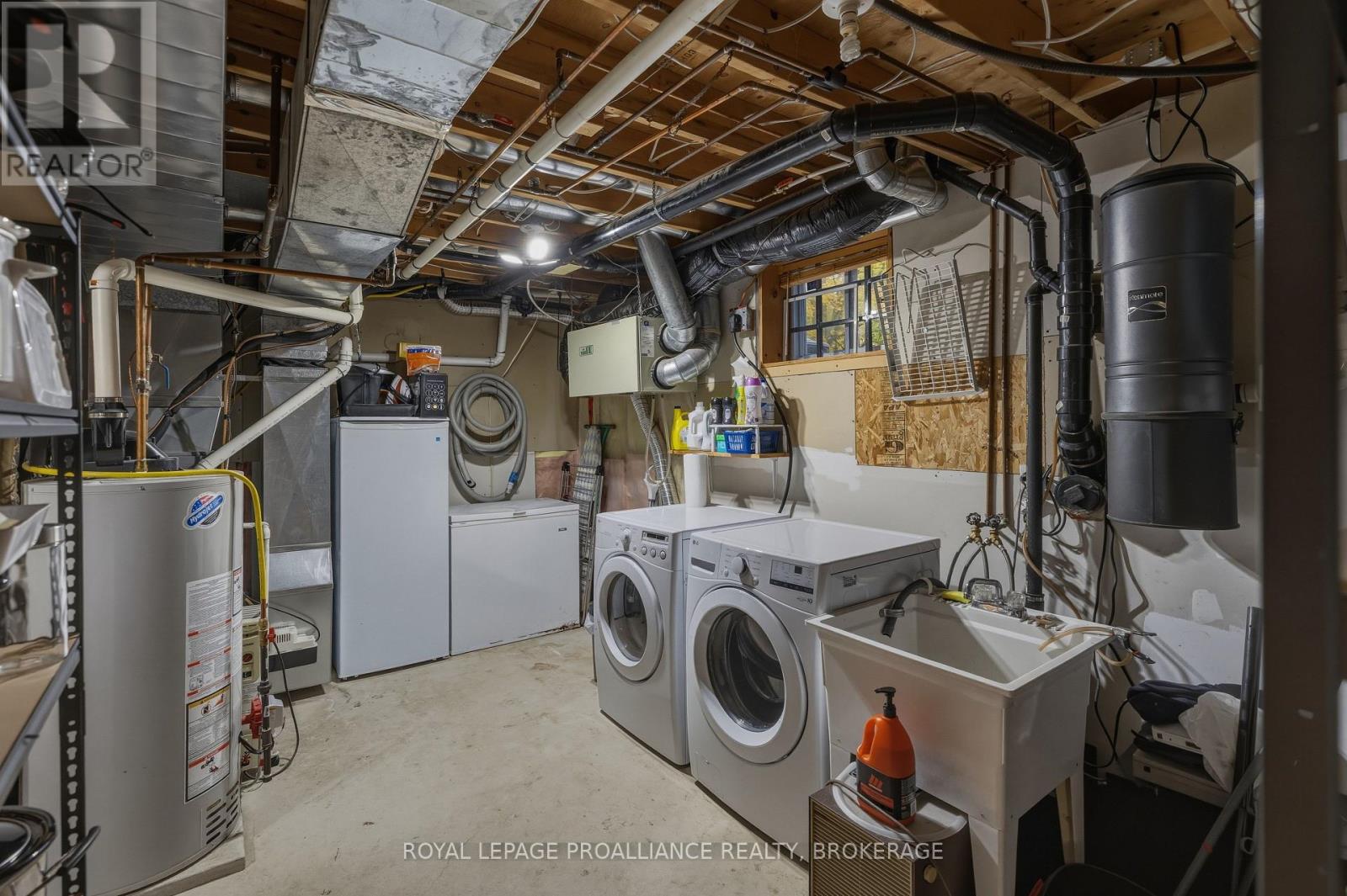 4973 Colebrook Road Property Photo 32