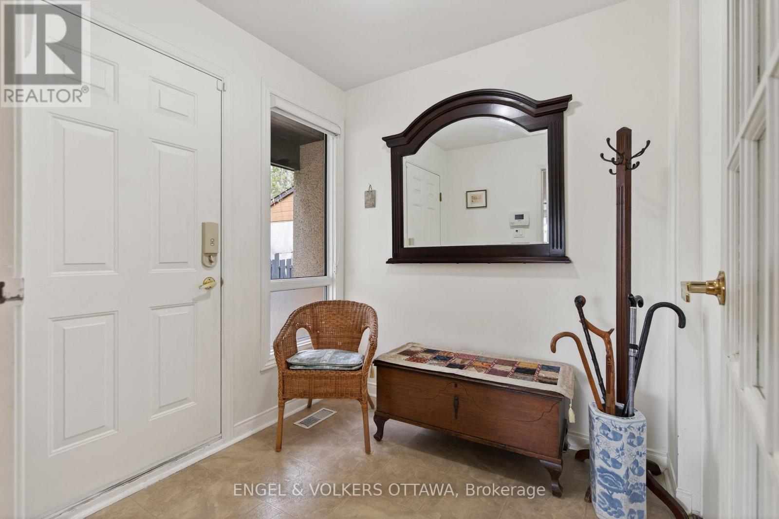77 - 3344 Uplands Drive Property Photo 3