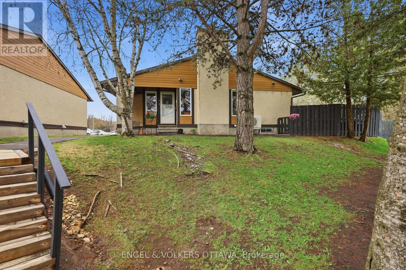 77 - 3344 Uplands Drive Property Photo 35