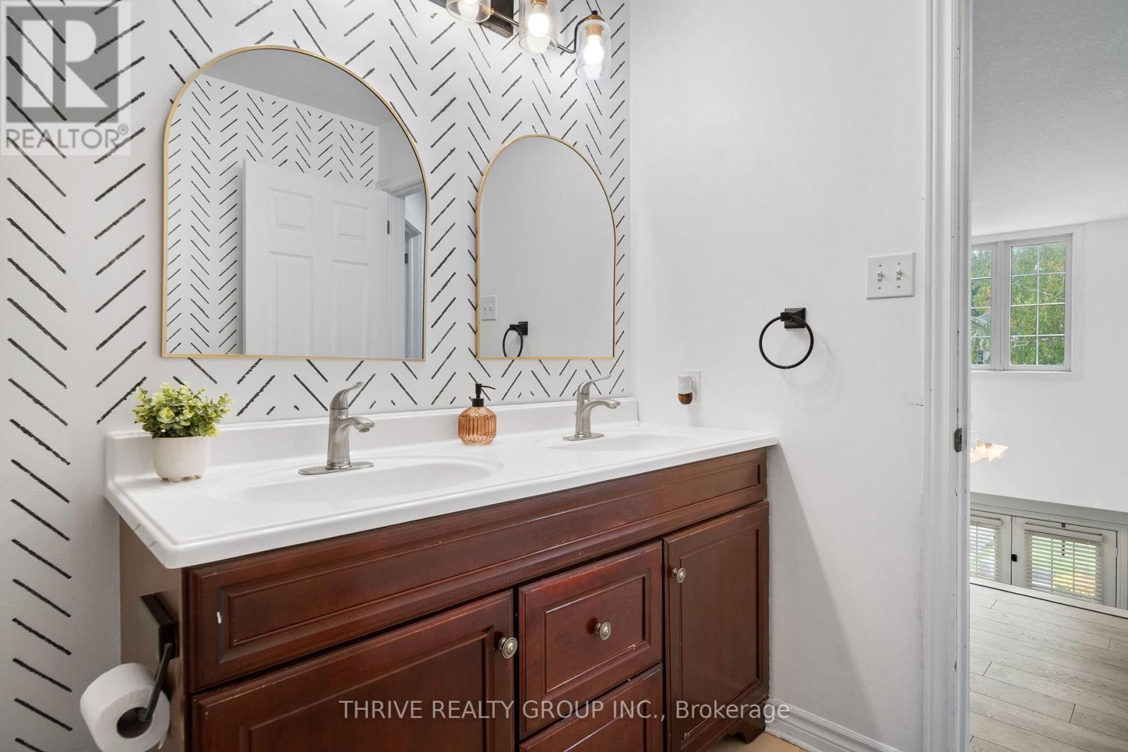 70 Pinebrook Court Property Photo 31