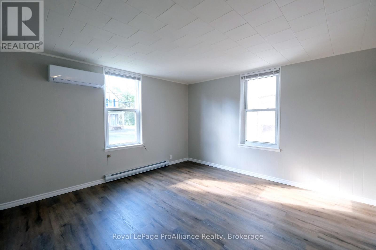 395 Bleecker Avenue Property Photo 13