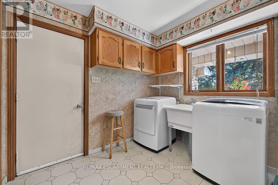 2 Karendale Crescent Property Photo 15