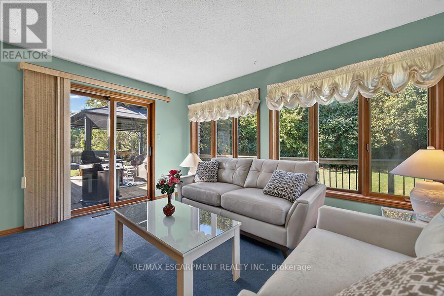 2 Karendale Crescent Property Photo 21