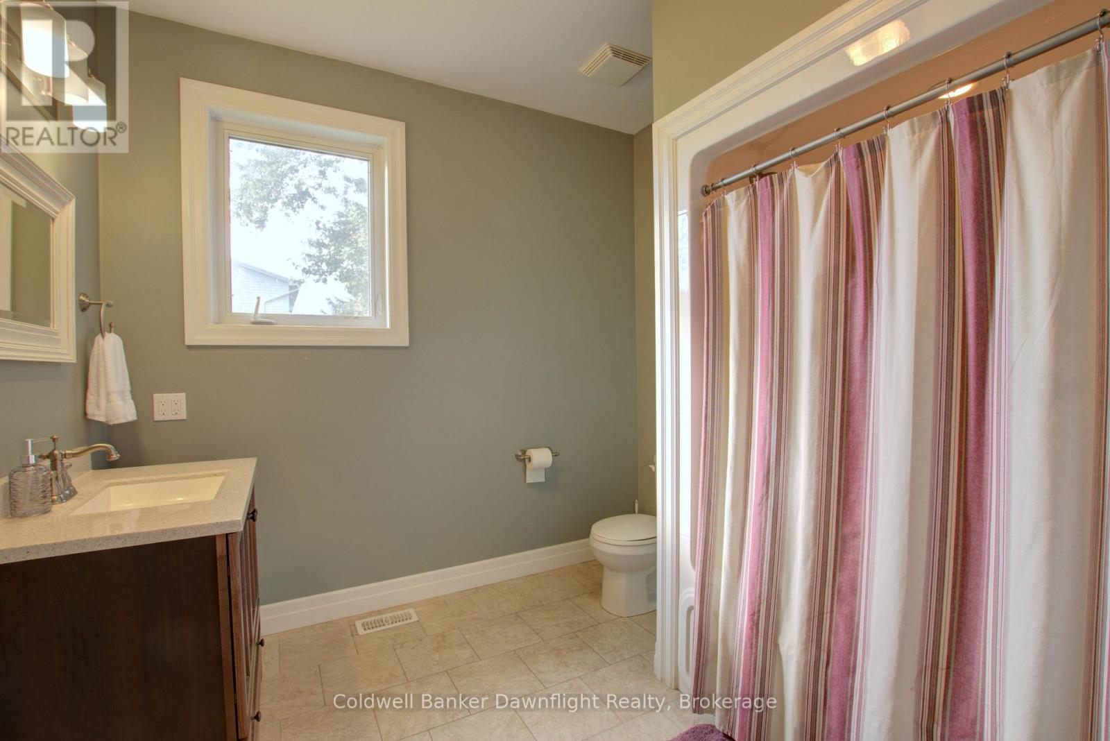 54 Lorne Avenue Property Photo 9