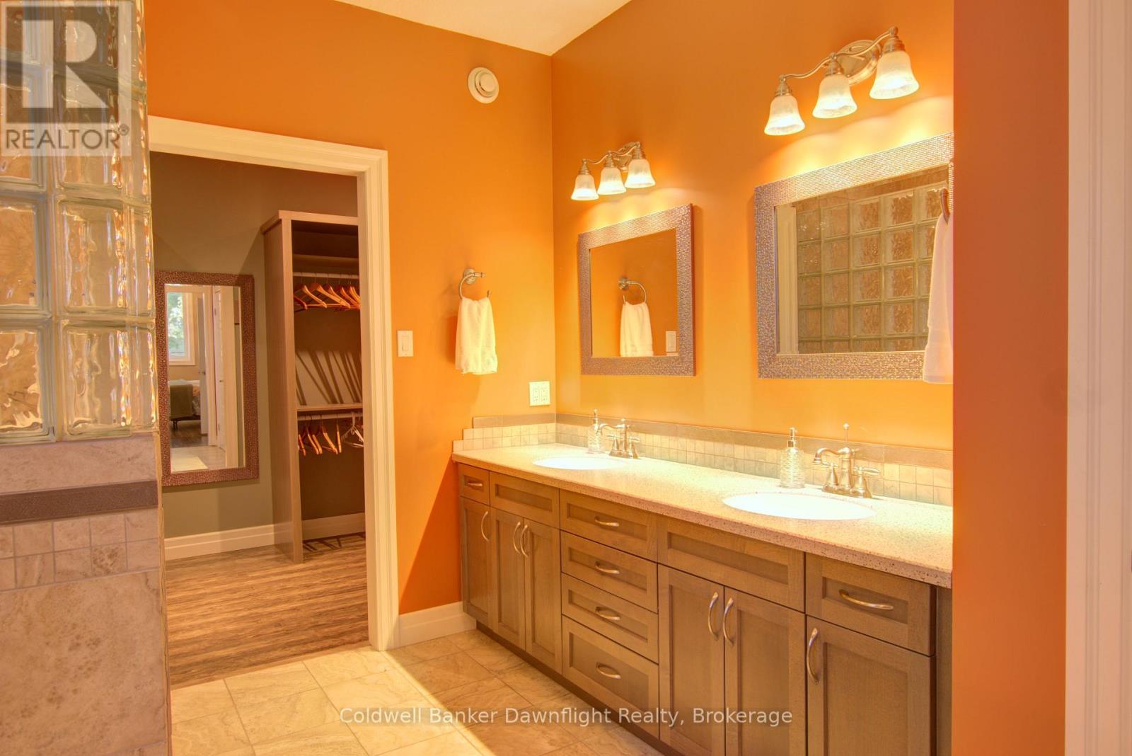 54 Lorne Avenue Property Photo 14