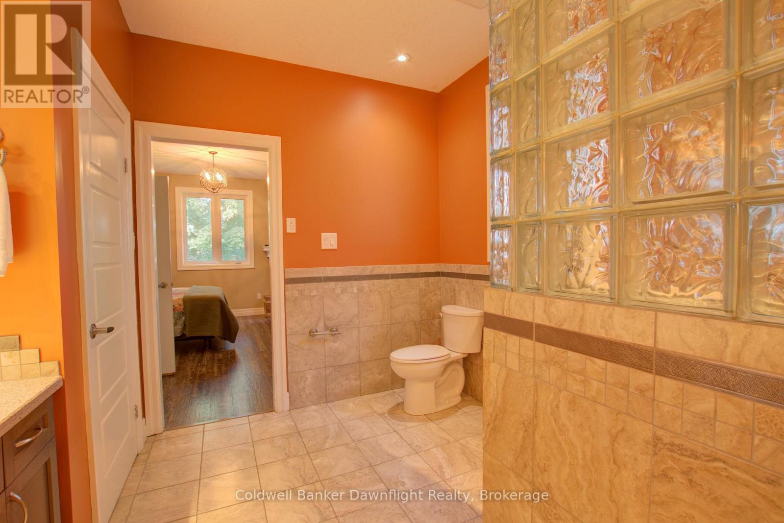 54 Lorne Avenue Property Photo 16