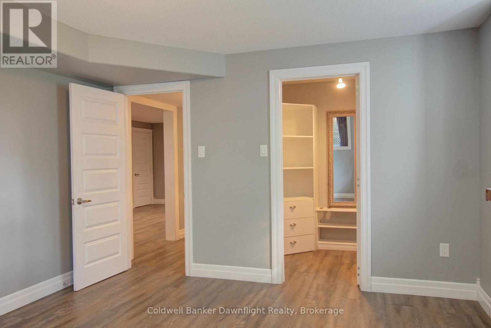 54 Lorne Avenue Property Photo 30