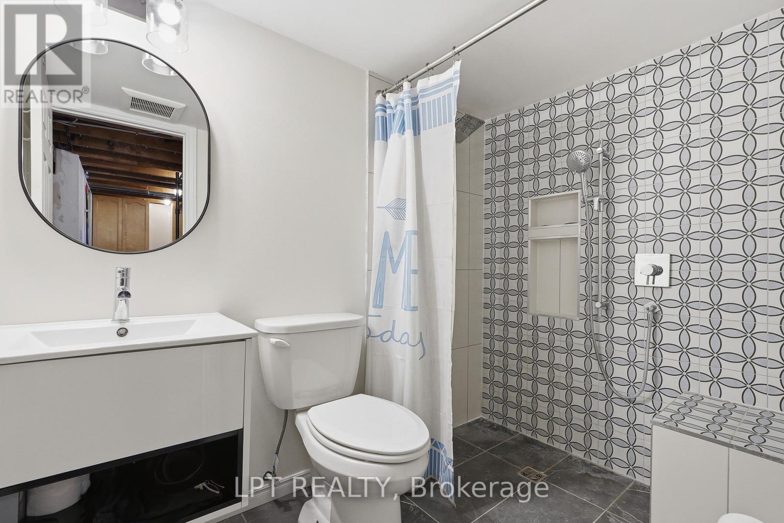 1467 Meadow Road N Property Photo 24