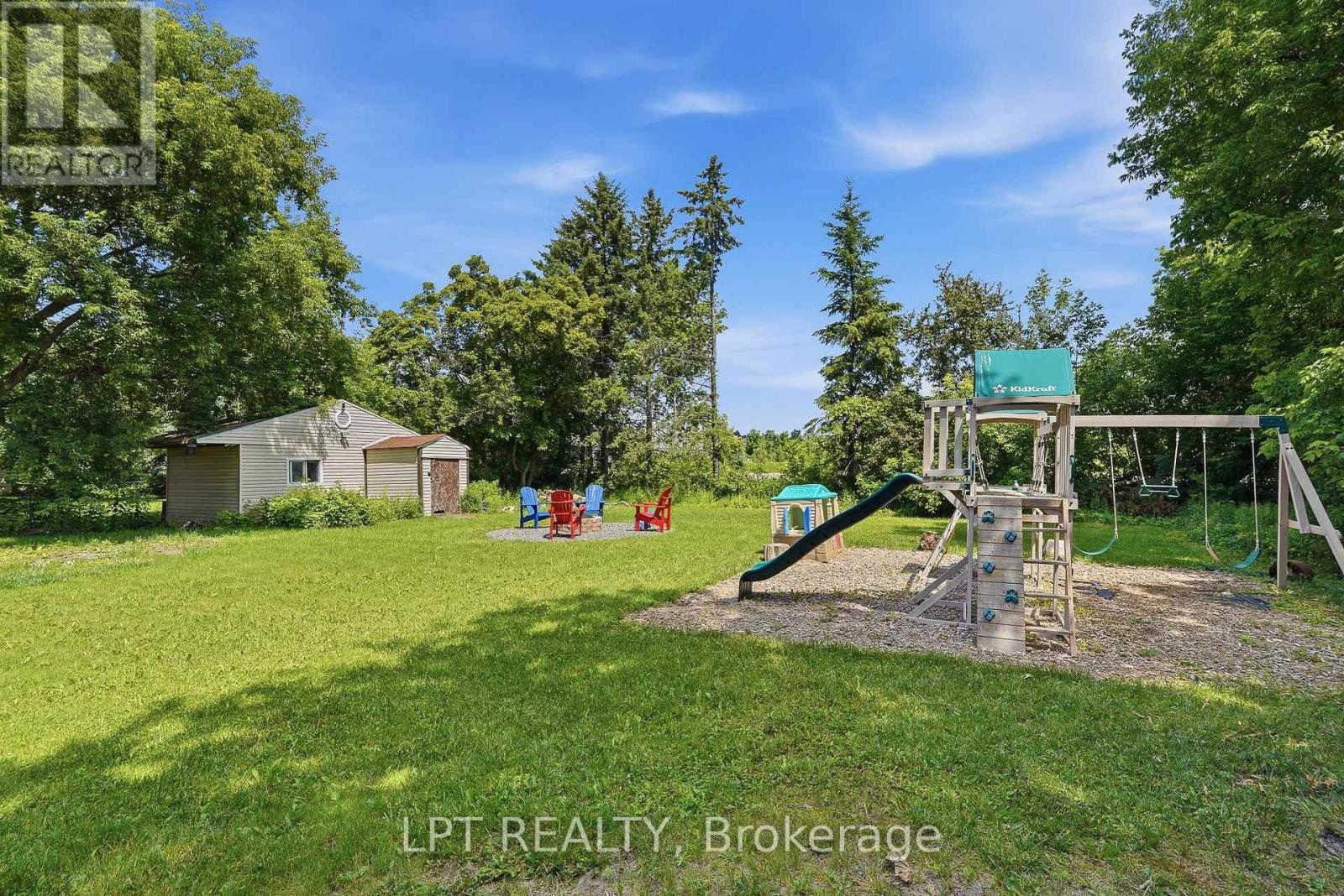 1467 Meadow Road N Property Photo 28