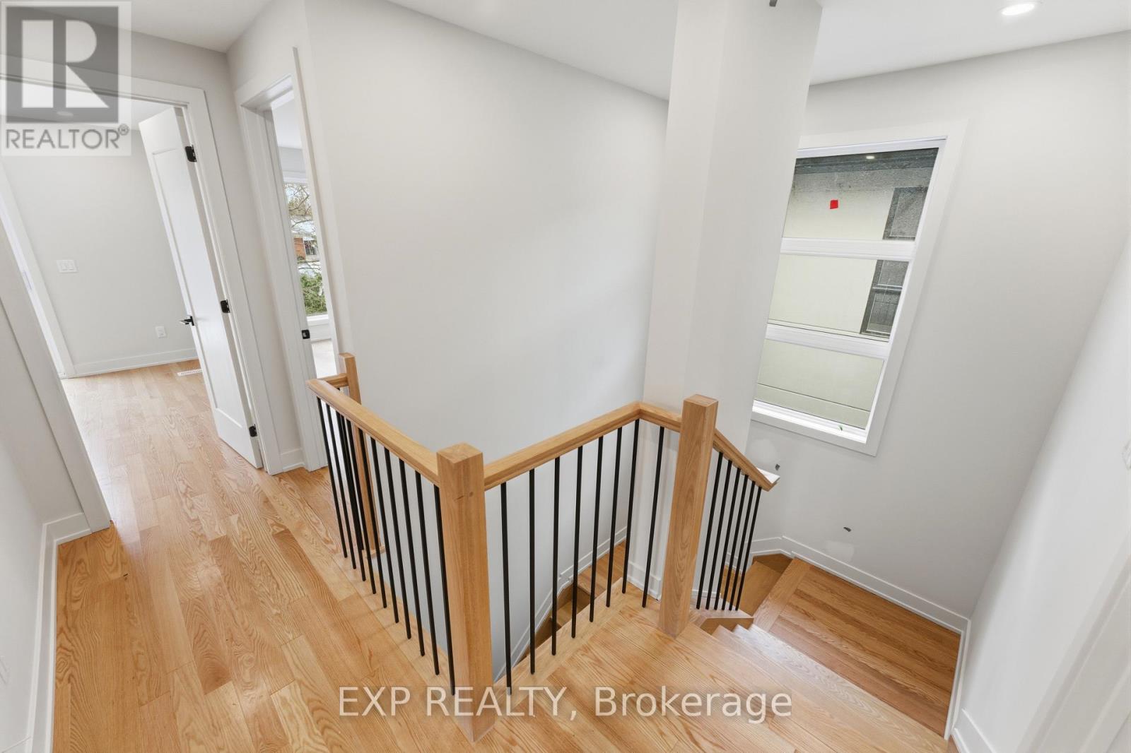 A - 512 Roosevelt Avenue Property Photo 12