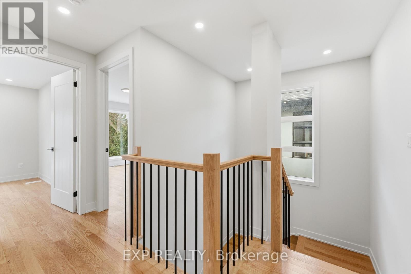 A - 512 Roosevelt Avenue Property Photo 21
