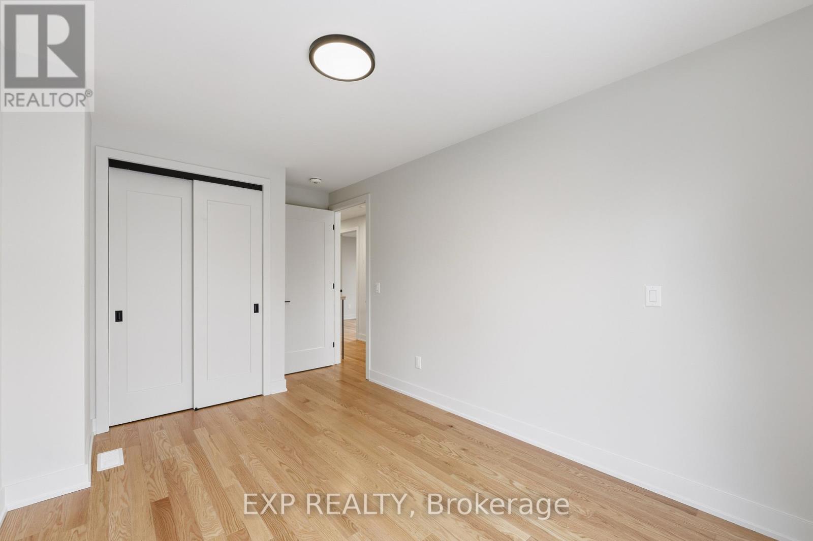 A - 512 Roosevelt Avenue Property Photo 23