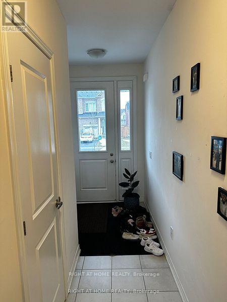 27 Bayonne Drive Property Photo 2