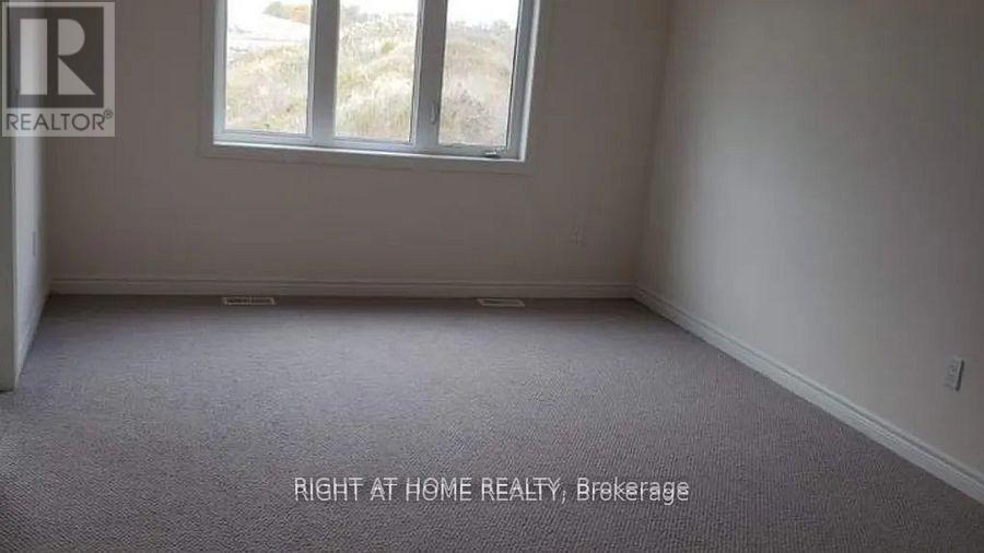 27 Bayonne Drive Property Photo 6
