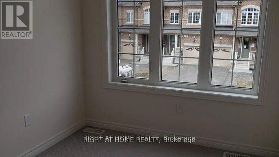 27 Bayonne Drive Property Photo 9