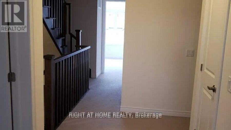 27 Bayonne Drive Property Photo 11