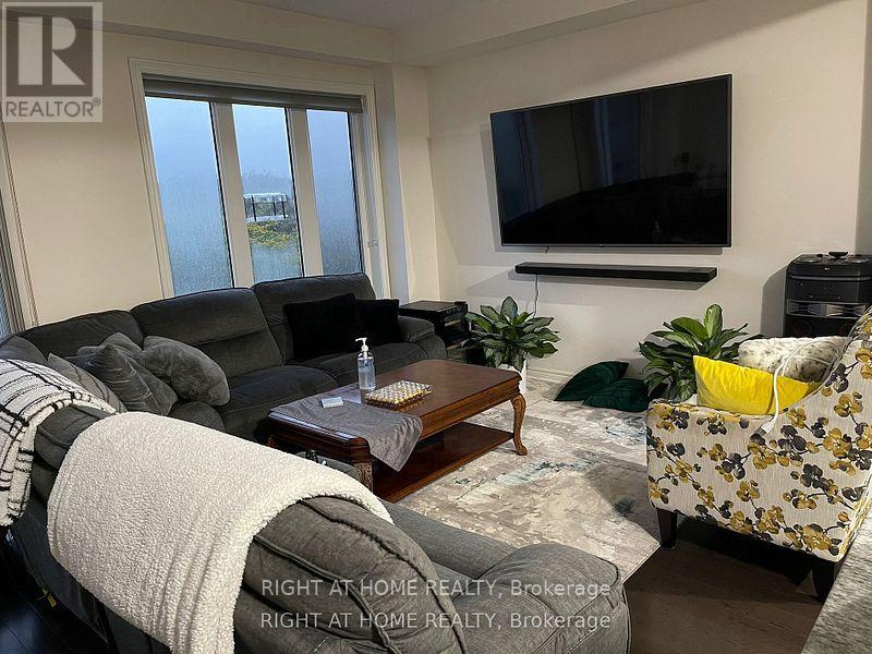 27 Bayonne Drive Property Photo 16