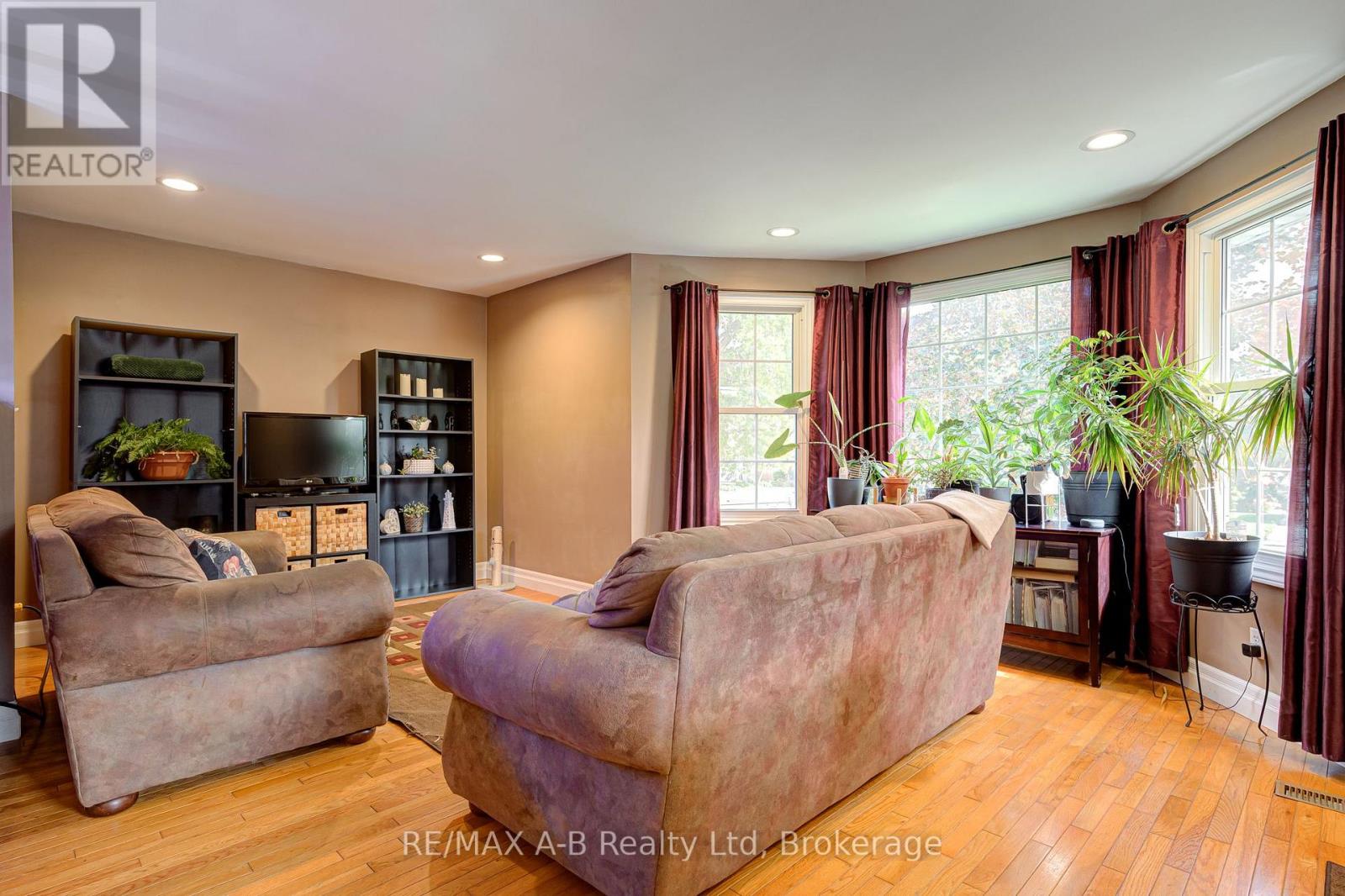 224 Morenz Drive Property Photo 18