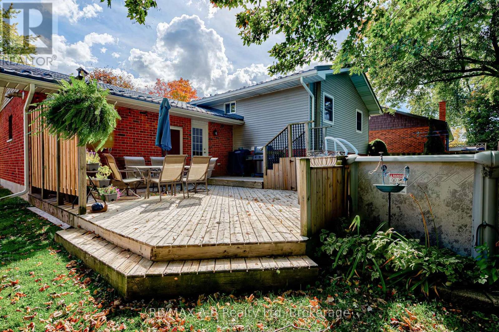 224 Morenz Drive Property Photo 42