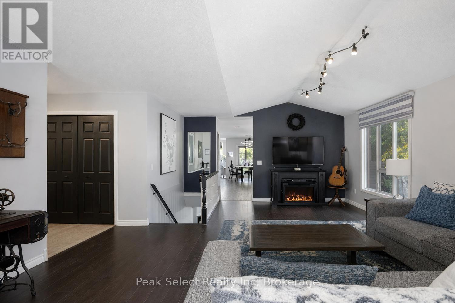 57 Parkhaven Crescent Property Photo 15