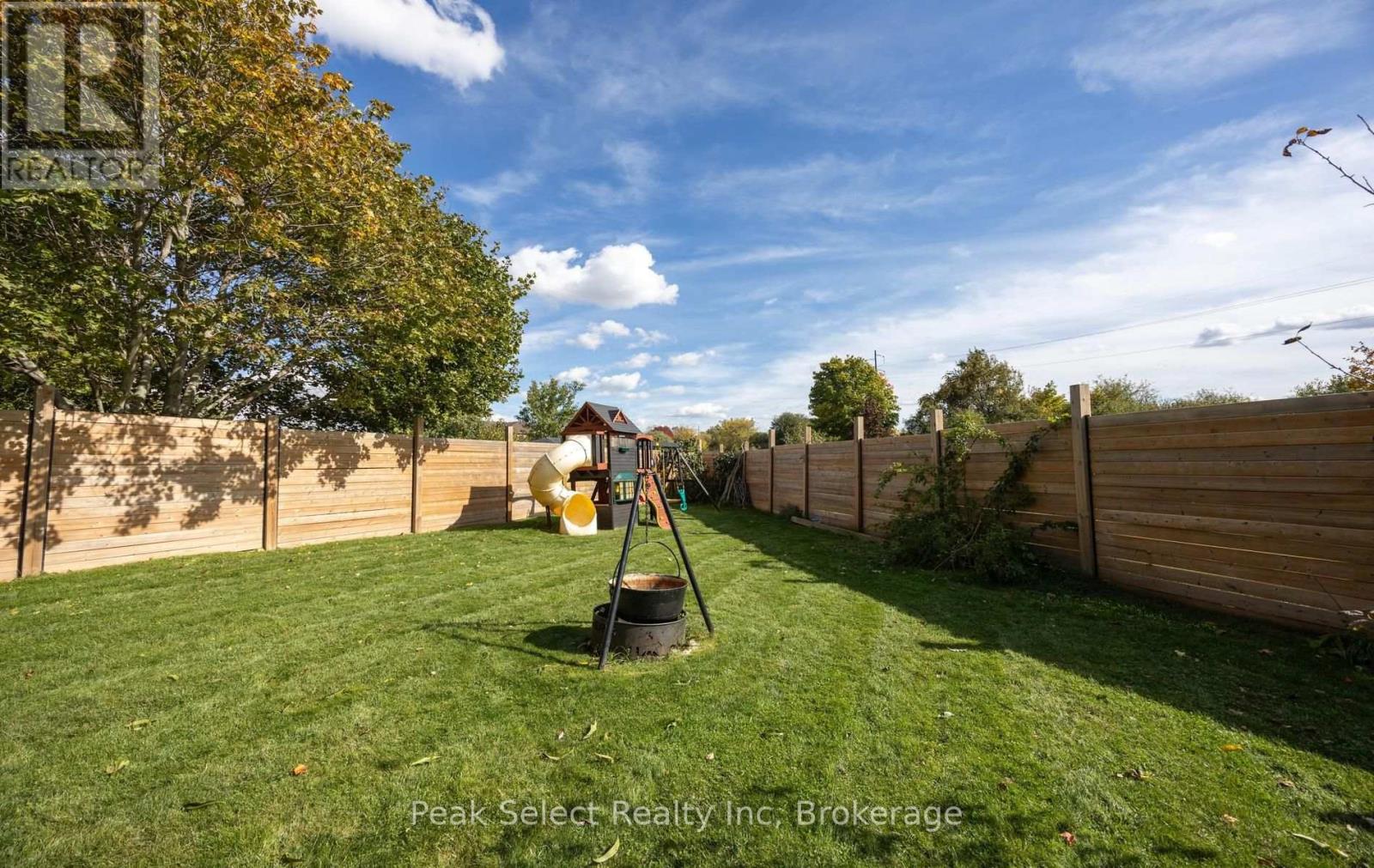57 Parkhaven Crescent Property Photo 36