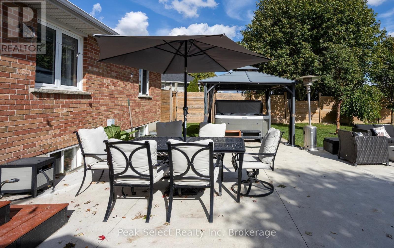 57 Parkhaven Crescent Property Photo 37