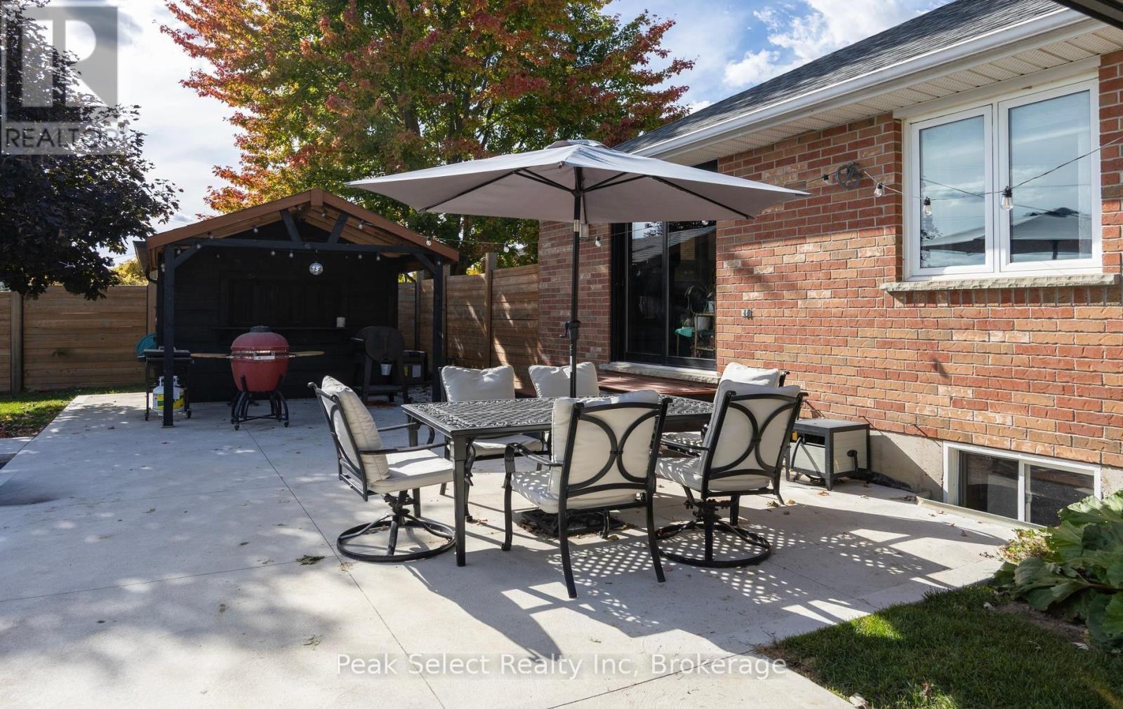 57 Parkhaven Crescent Property Photo 38