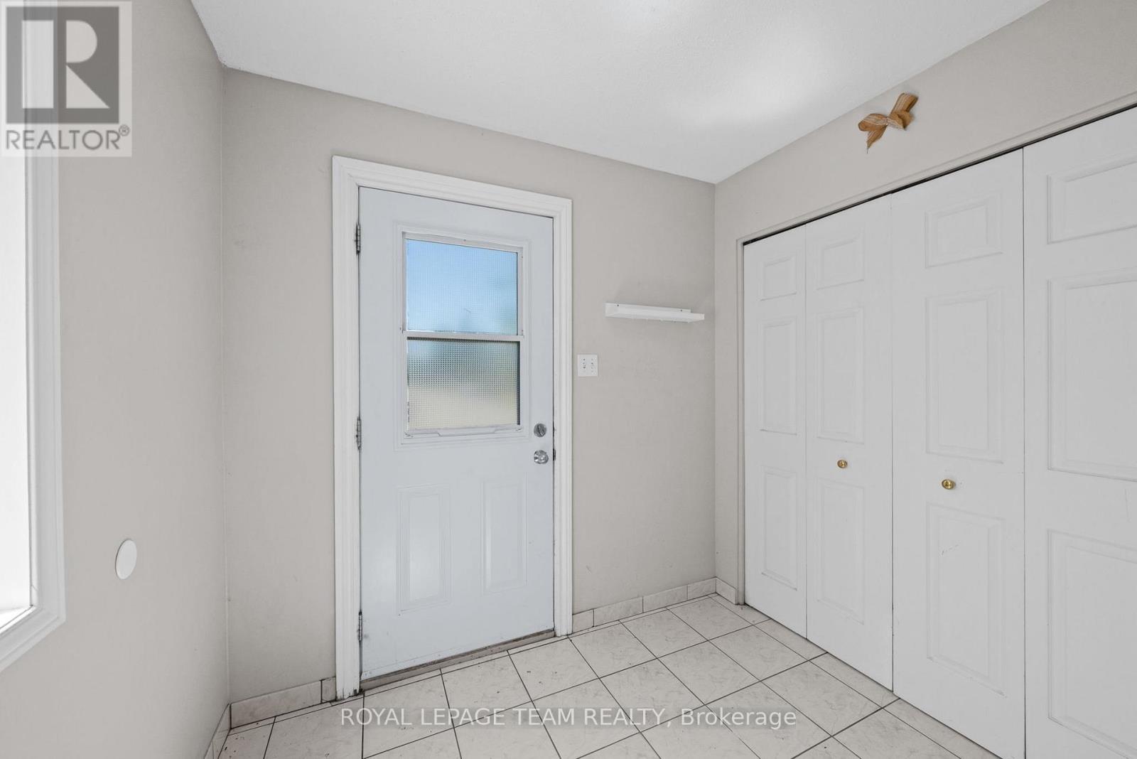1991 Banff Avenue Property Photo 6