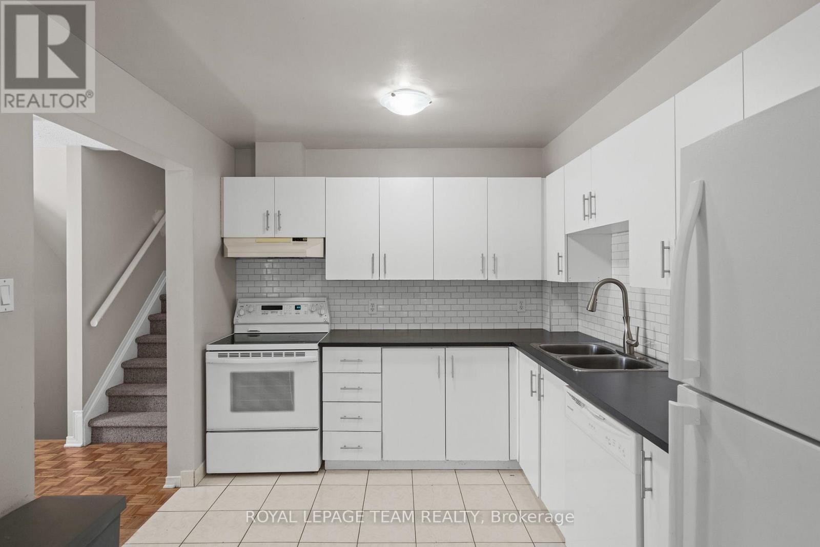1991 Banff Avenue Property Photo 24