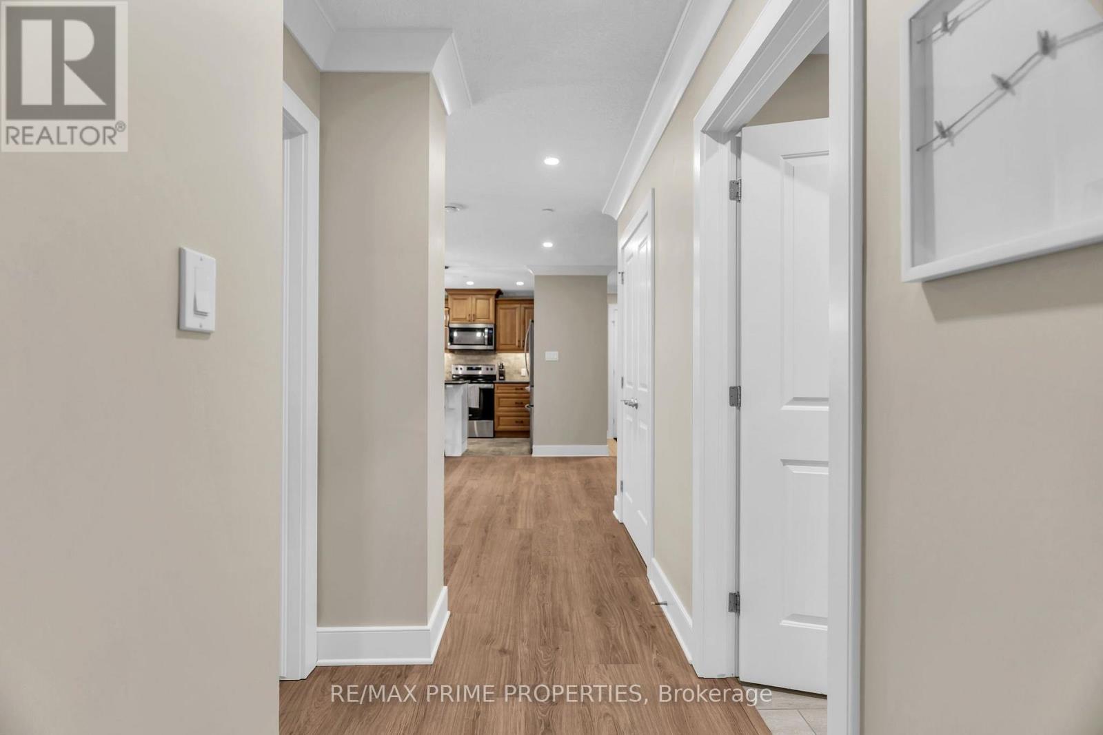 110 - 320 Sugarcreek Trail S Property Photo 21